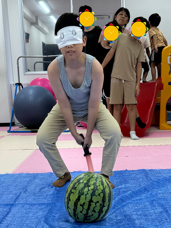 スイカ割り